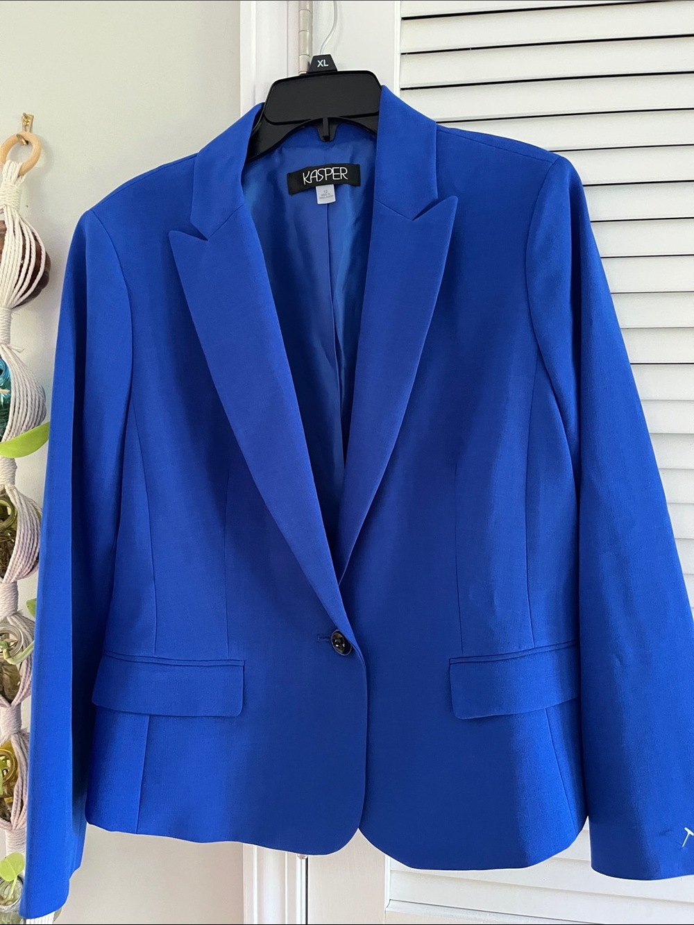 Kasper Bright Blue Single-Button Structured Blazer